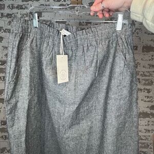 Main Street exchange | women nwt skirt